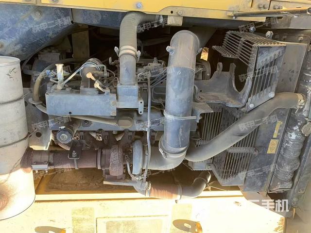 發(fā)動(dòng)機(jī)整體俯視（整機(jī)外觀）