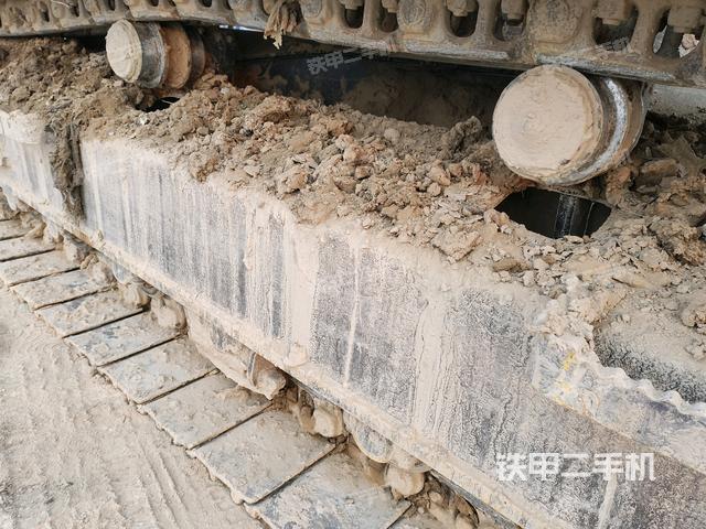 右側(cè)履帶整體（行走機(jī)構(gòu)）