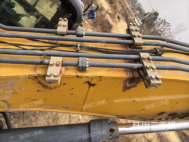 大臂背部俯視（工作和回轉(zhuǎn)裝置）