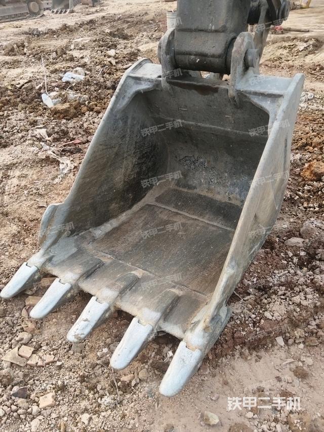 鏟斗45度（工作和回轉(zhuǎn)裝置）