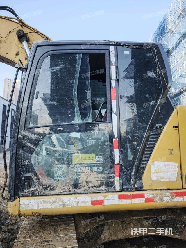 駕駛室正側（駕駛室部分）