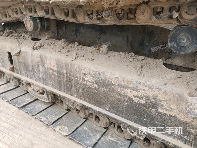 左驅(qū)動(dòng)輪（行走機(jī)構(gòu)）