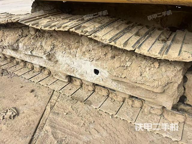 单侧履带整体（整机外观）