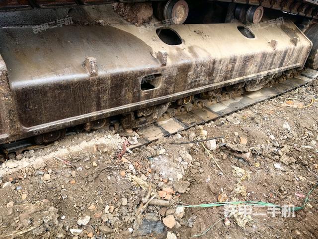 左側(cè)履帶整體?（行走機構(gòu)）