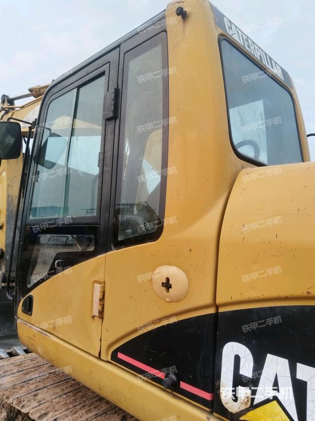 駕駛室左后45度（駕駛室部分）