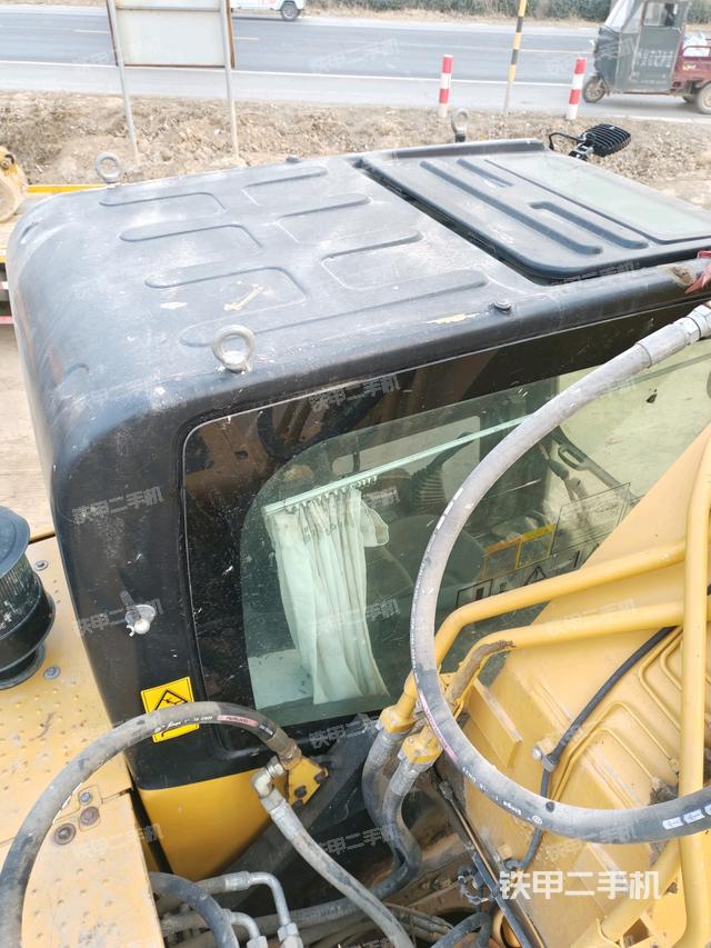 駕駛室頂部俯視（上車部件）