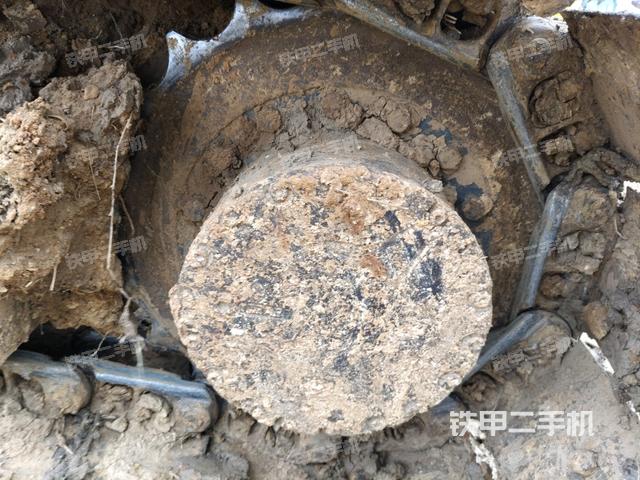 左驅(qū)動(dòng)輪（行走機(jī)構(gòu)）