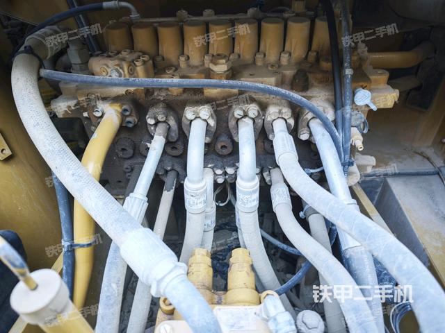 分配閥（上車部件）