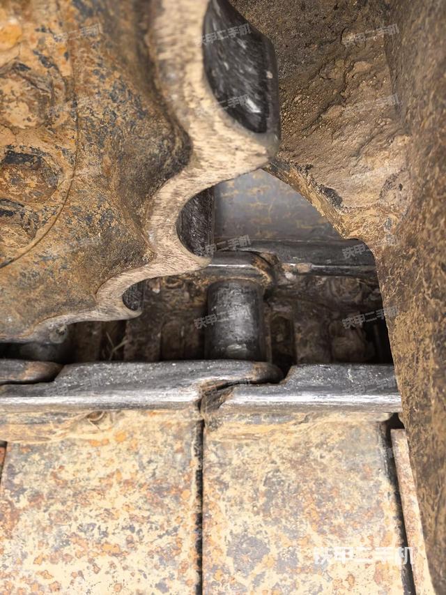 左托鏈輪和鏈筋（行走機(jī)構(gòu)）