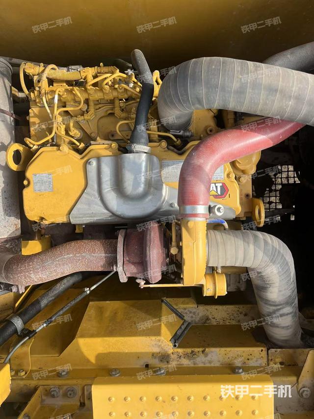 发动机整体俯视（整机外观）