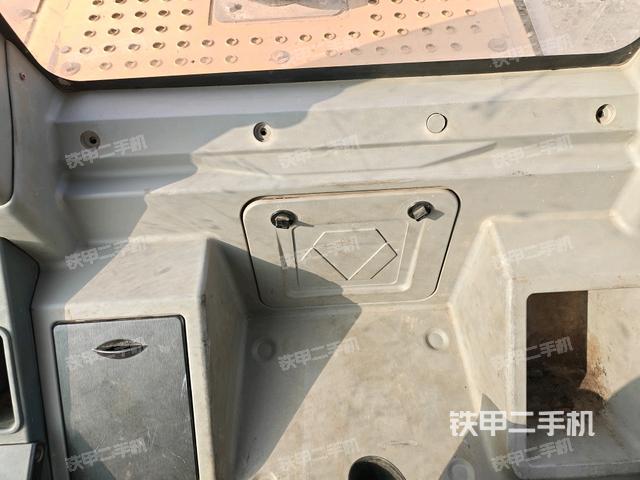 座椅后部（駕駛室部分）