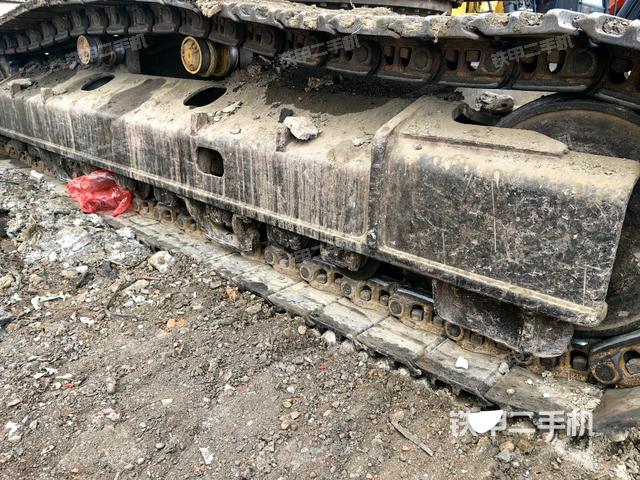 右側(cè)履帶整體（行走機構(gòu)）