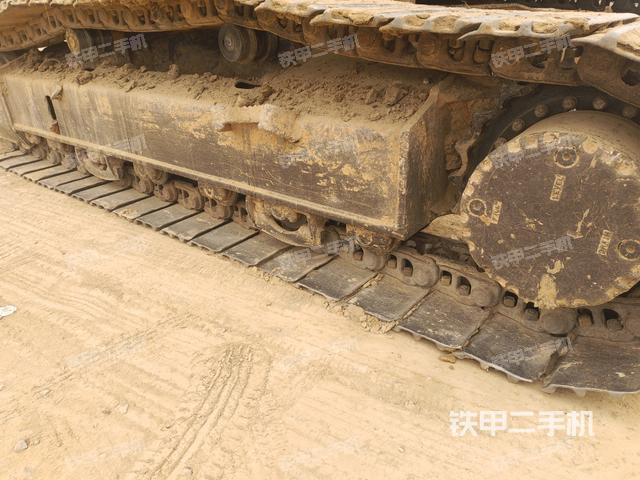 右側(cè)履帶整體（行走機(jī)構(gòu)）