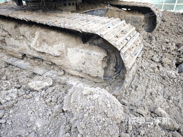 左側行走馬達蓋板（行走機構）