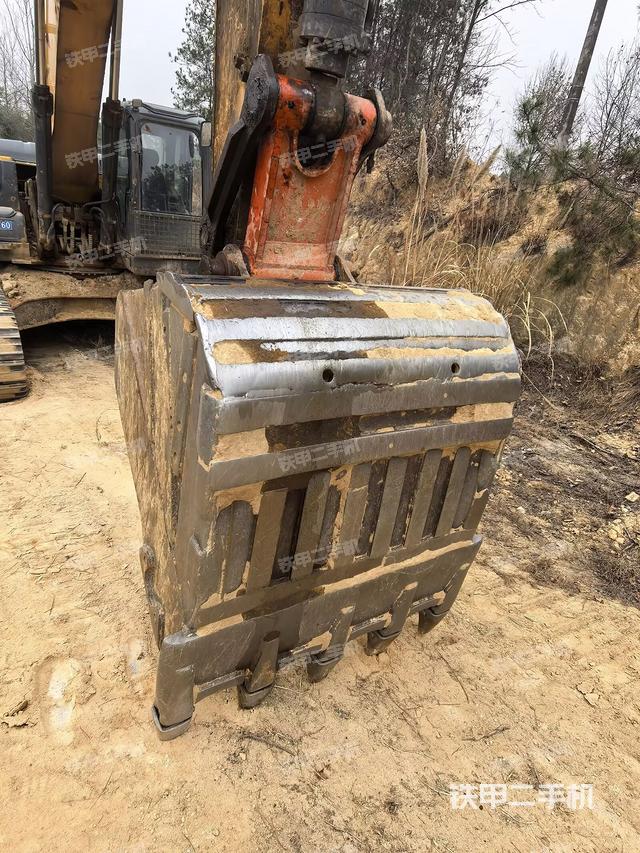 鏟斗45度（工作和回轉(zhuǎn)裝置）