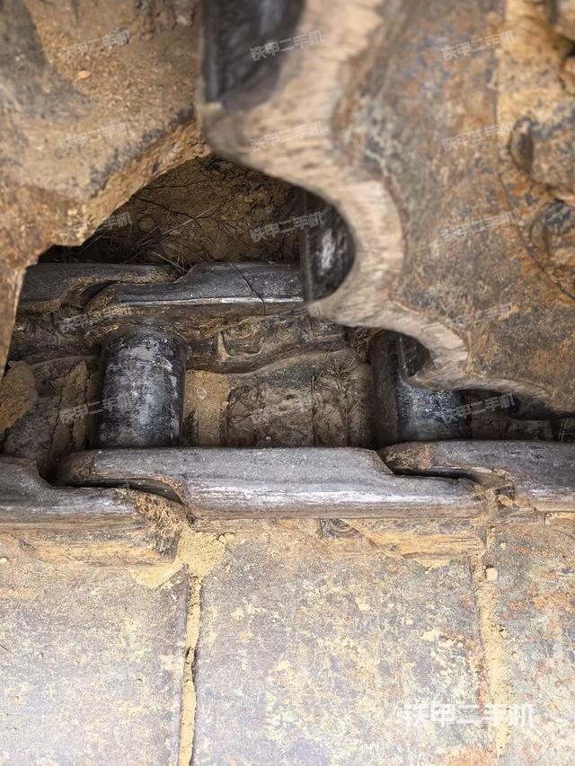 右導(dǎo)向輪（行走機(jī)構(gòu)）