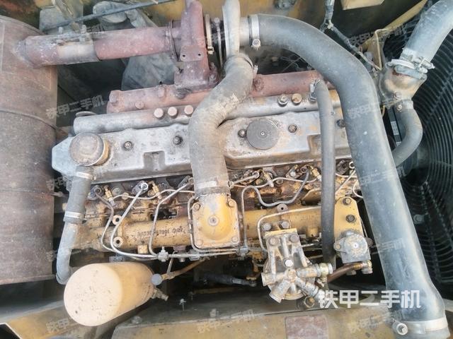 發(fā)動(dòng)機(jī)室（上車部件）