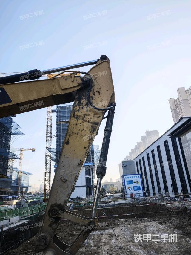 大臂油缸整體?豎拍（工作和回轉裝置）