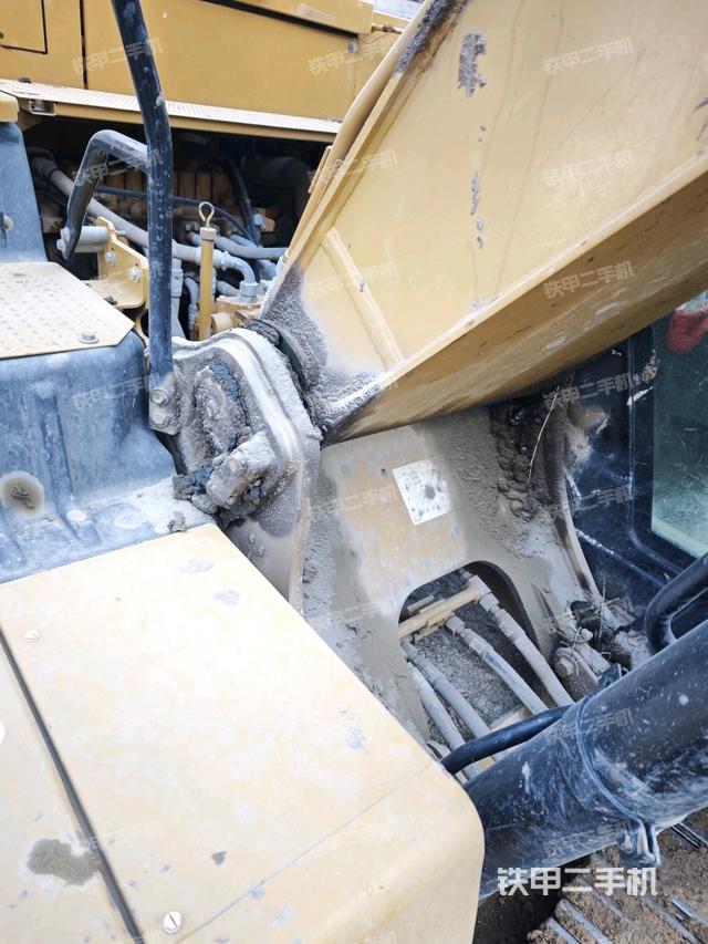 大臂根部?斜視（工作和回轉裝置）