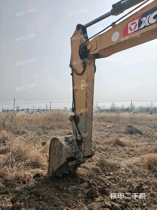 小臂整體左后（工作和回轉(zhuǎn)裝置）