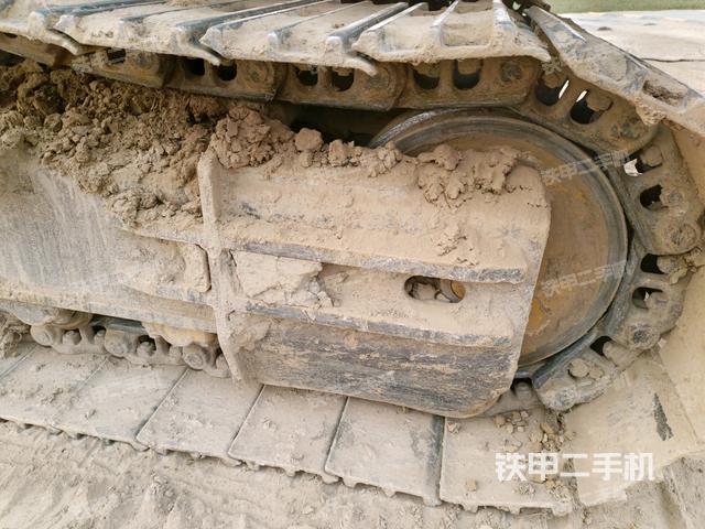 左導(dǎo)向輪（行走機(jī)構(gòu)）