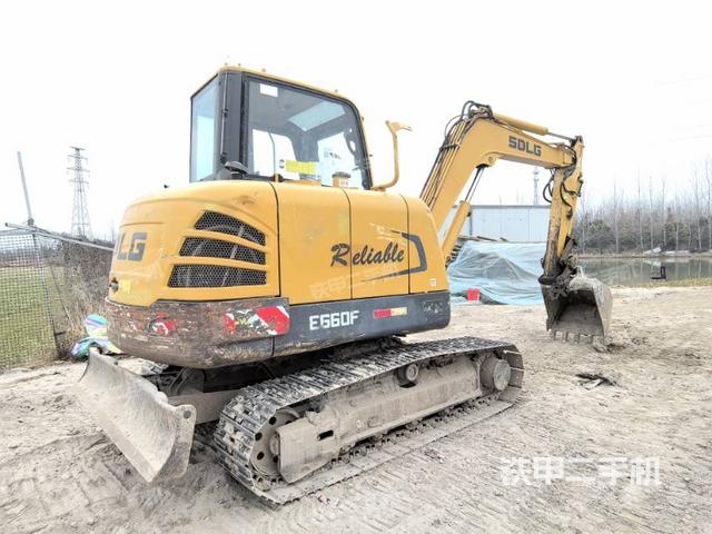 右后45（整機外觀）