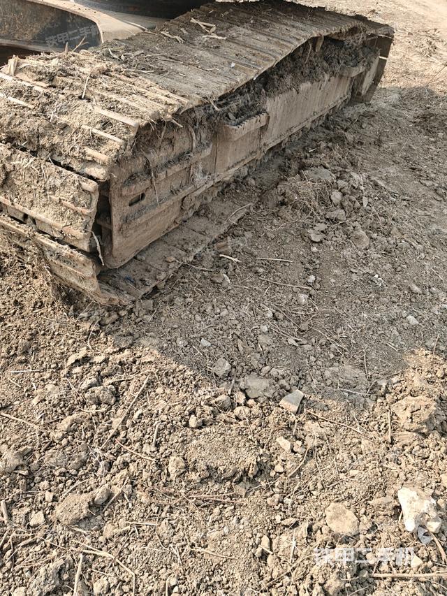 右側(cè)履帶整體（行走機構(gòu)）