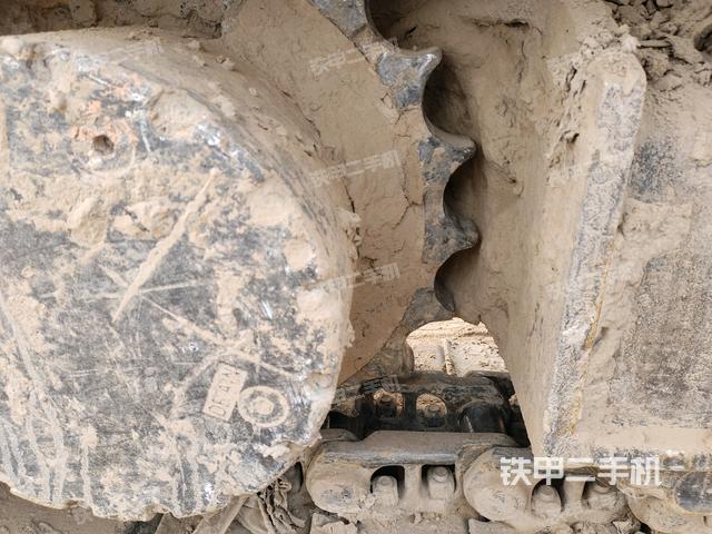 左側(cè)行走馬達(dá)蓋板（行走機(jī)構(gòu)）