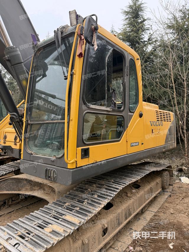 駕駛室整體（整機(jī)外觀）