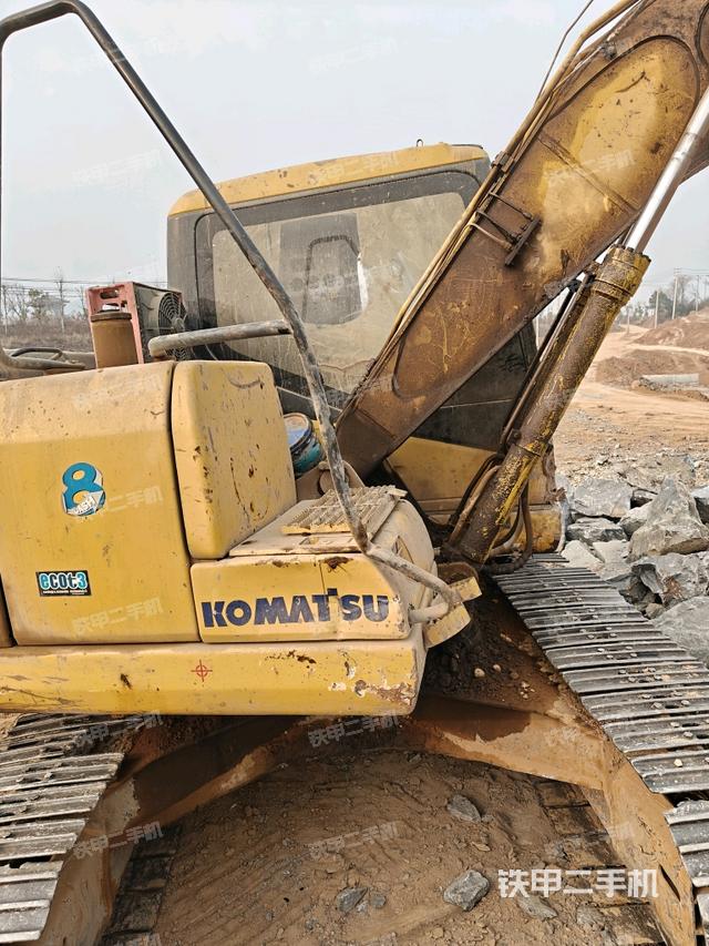 大臂根部?斜視（工作和回轉(zhuǎn)裝置）