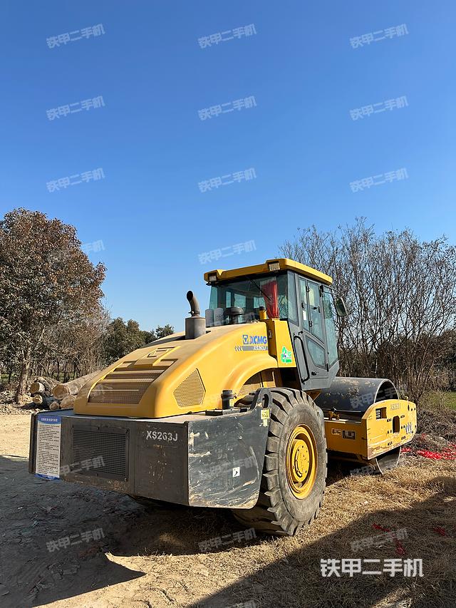 整機(jī)左側(cè)（設(shè)備外觀及核心部件）