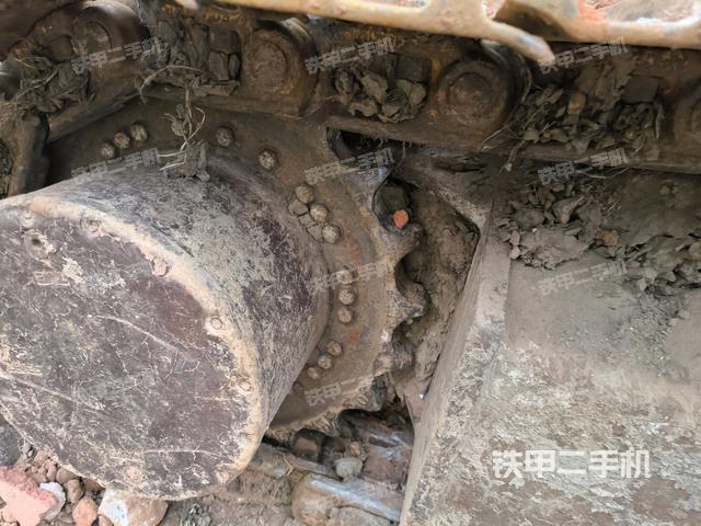 左驅(qū)動(dòng)輪(行走機(jī)構(gòu)) 左驅(qū)動(dòng)輪(行走機(jī)構(gòu))