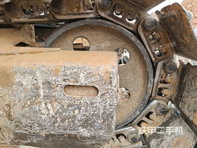 左側(cè)履帶整體?（行走機(jī)構(gòu)）