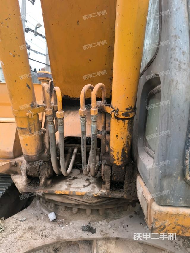 大臂根部?斜視（工作和回轉(zhuǎn)裝置）