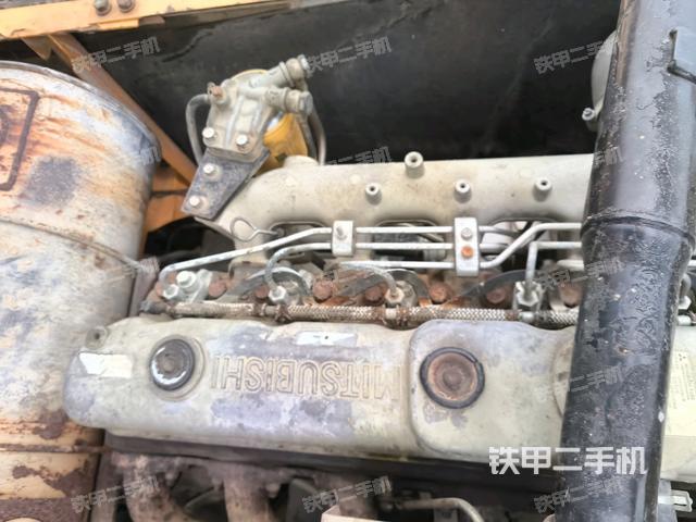 發(fā)動(dòng)機(jī)室(上車部件) 發(fā)動(dòng)機(jī)室(上車部件)