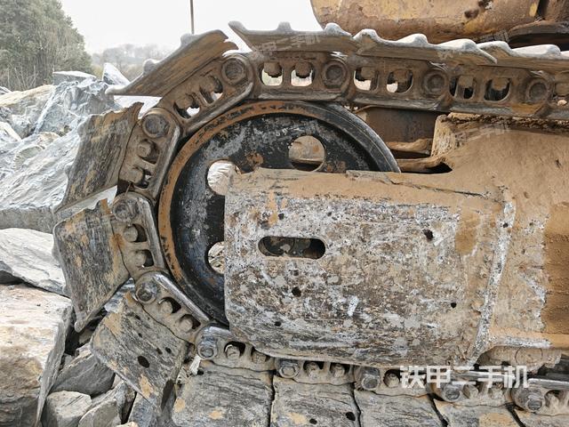 左側(cè)行走馬達(dá)蓋板（行走機(jī)構(gòu)）