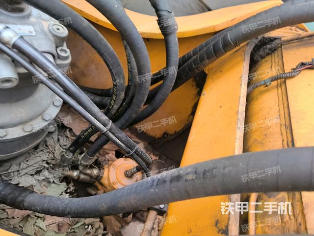 氣門室蓋螺絲特寫（上車部件）