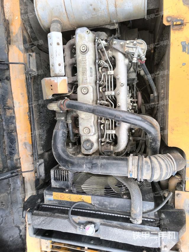 回轉(zhuǎn)馬達(dá)（上車部件）