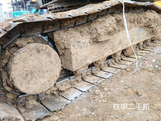 右側履帶整體（行走機構）