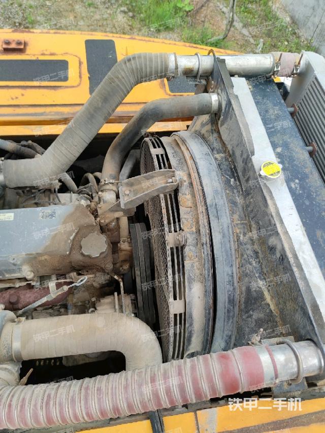 水箱+风扇特写(上车部件) 水箱+风扇特写(上车部件)