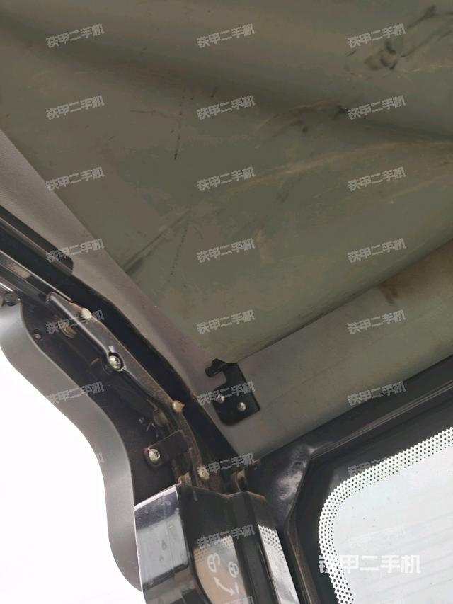 頂棚整體（駕駛室部分）