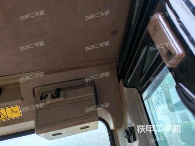 駕駛室左前45度（駕駛室部分）