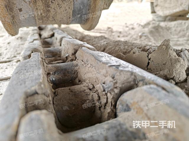 右驅動輪(行走機構) 右驅動輪(行走機構)