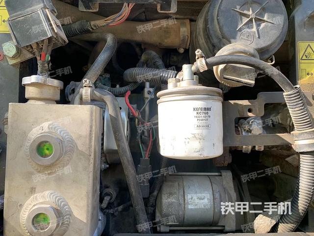 液壓泵艙室正面整體（整機(jī)外觀）