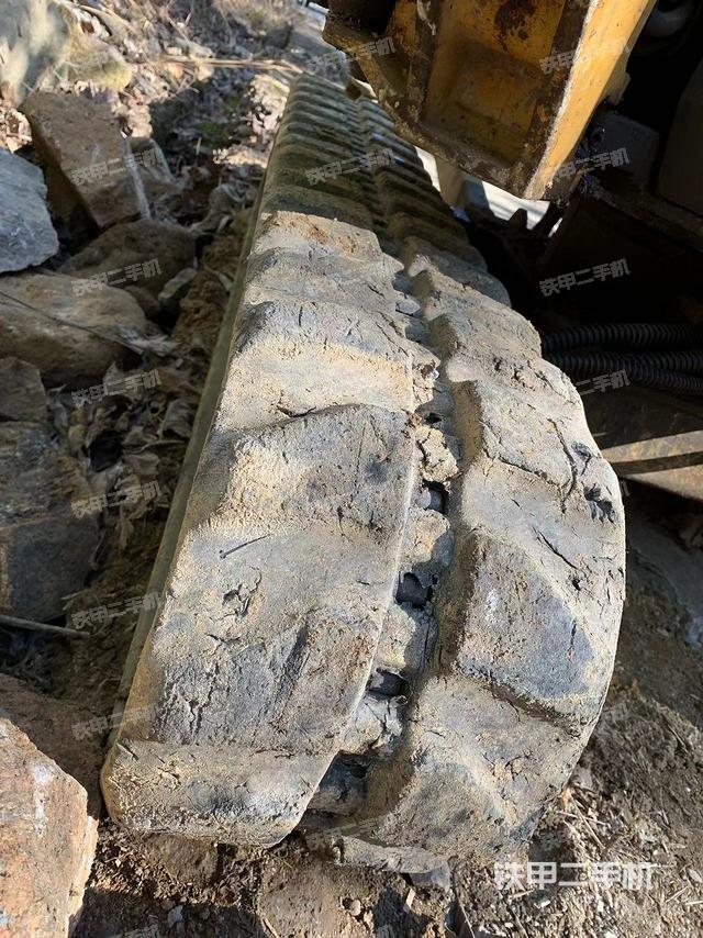 單側(cè)履帶整體（整機(jī)外觀）