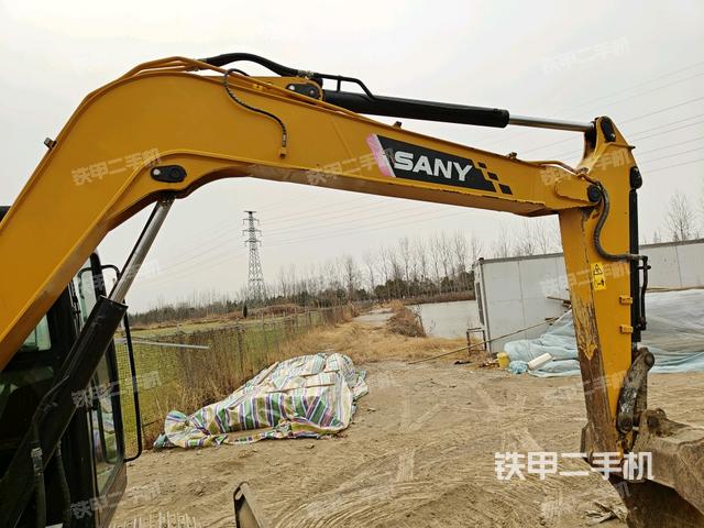 小臂整體左后（工作和回轉(zhuǎn)裝置）