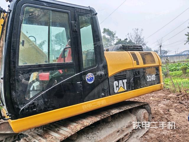 后窗玻璃角標(biāo)（駕駛室部分）