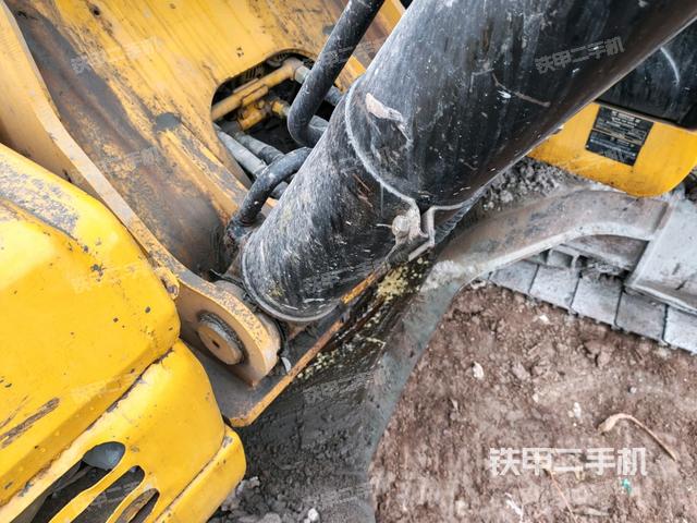 小臂整體右前（工作和回轉(zhuǎn)裝置）