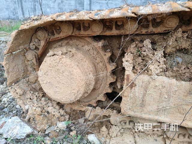 右驱动轮(行走机构) 右驱动轮(行走机构)