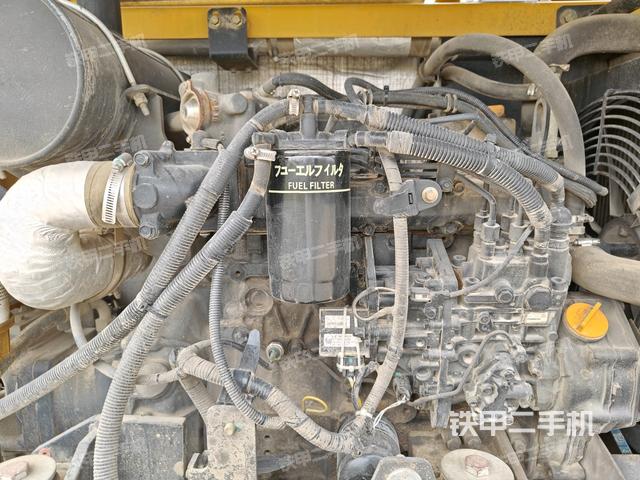 發(fā)動機室(上車部件) 發(fā)動機室(上車部件)